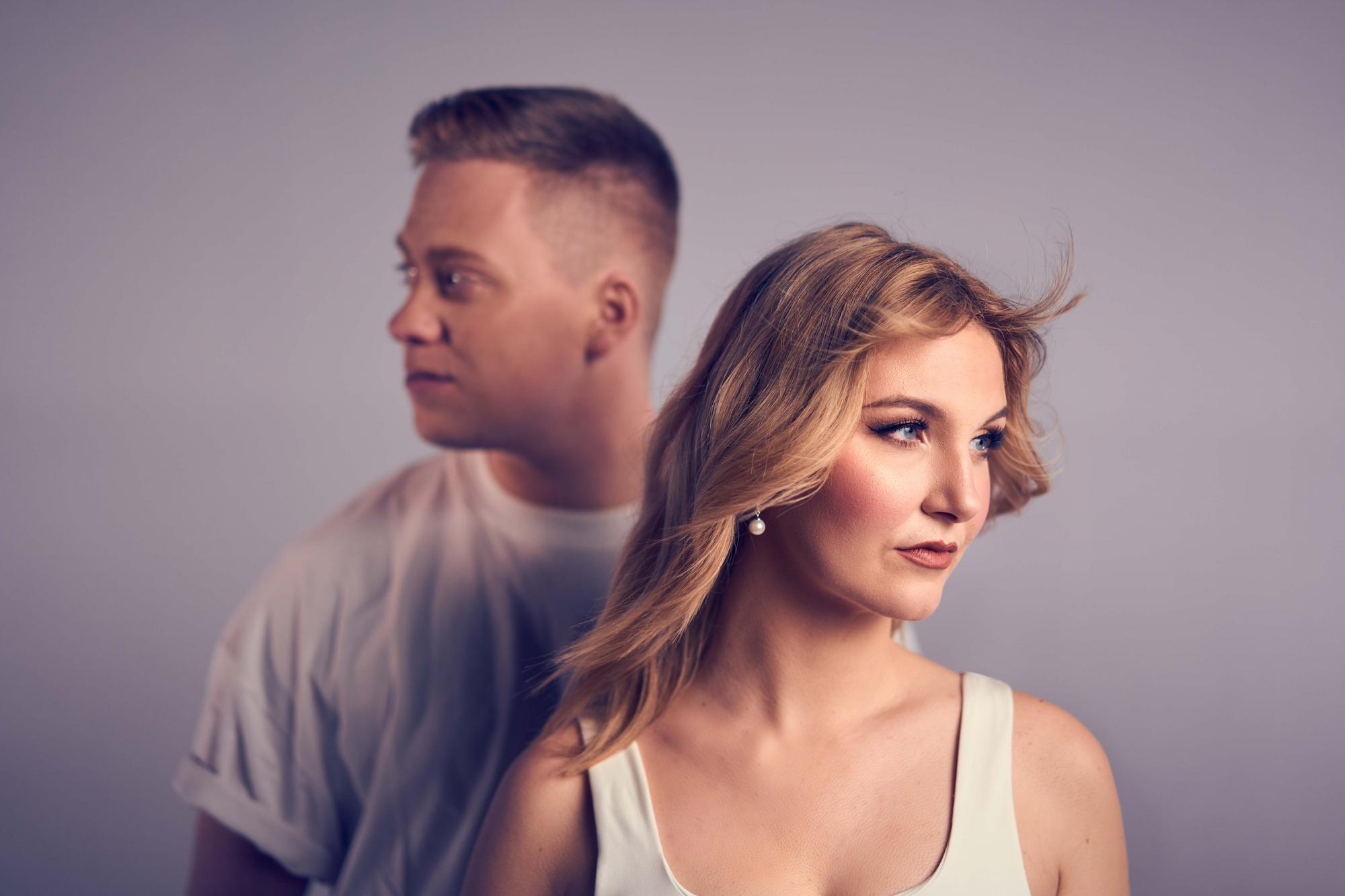 Debütalbum „Du & Ich“ von Neonlicht erscheint 2025