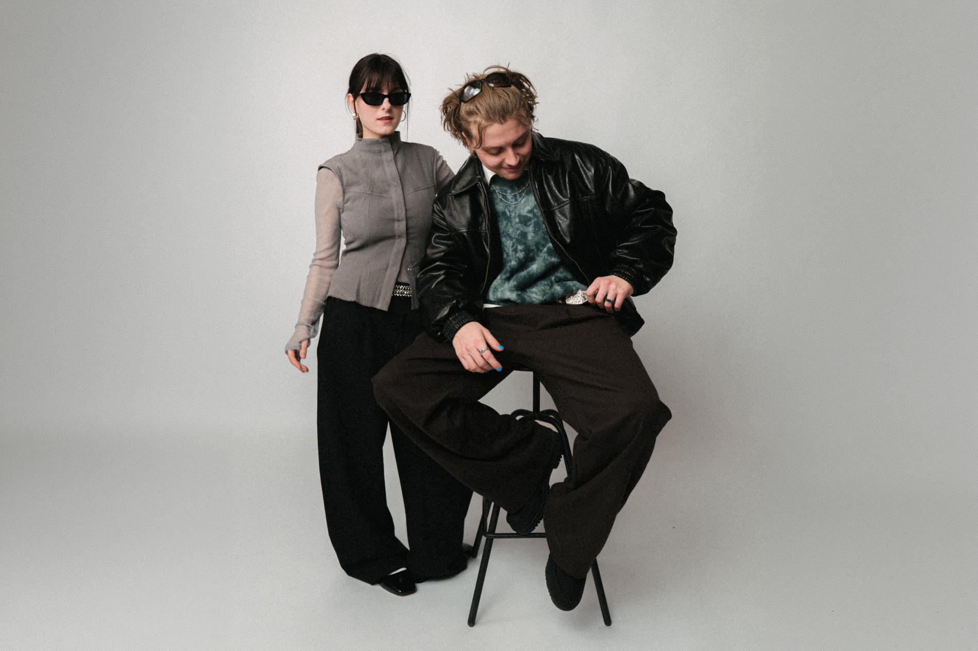 Lena&Linus verbinden Sommermelancholie mit tanzbarem Indie-Pop