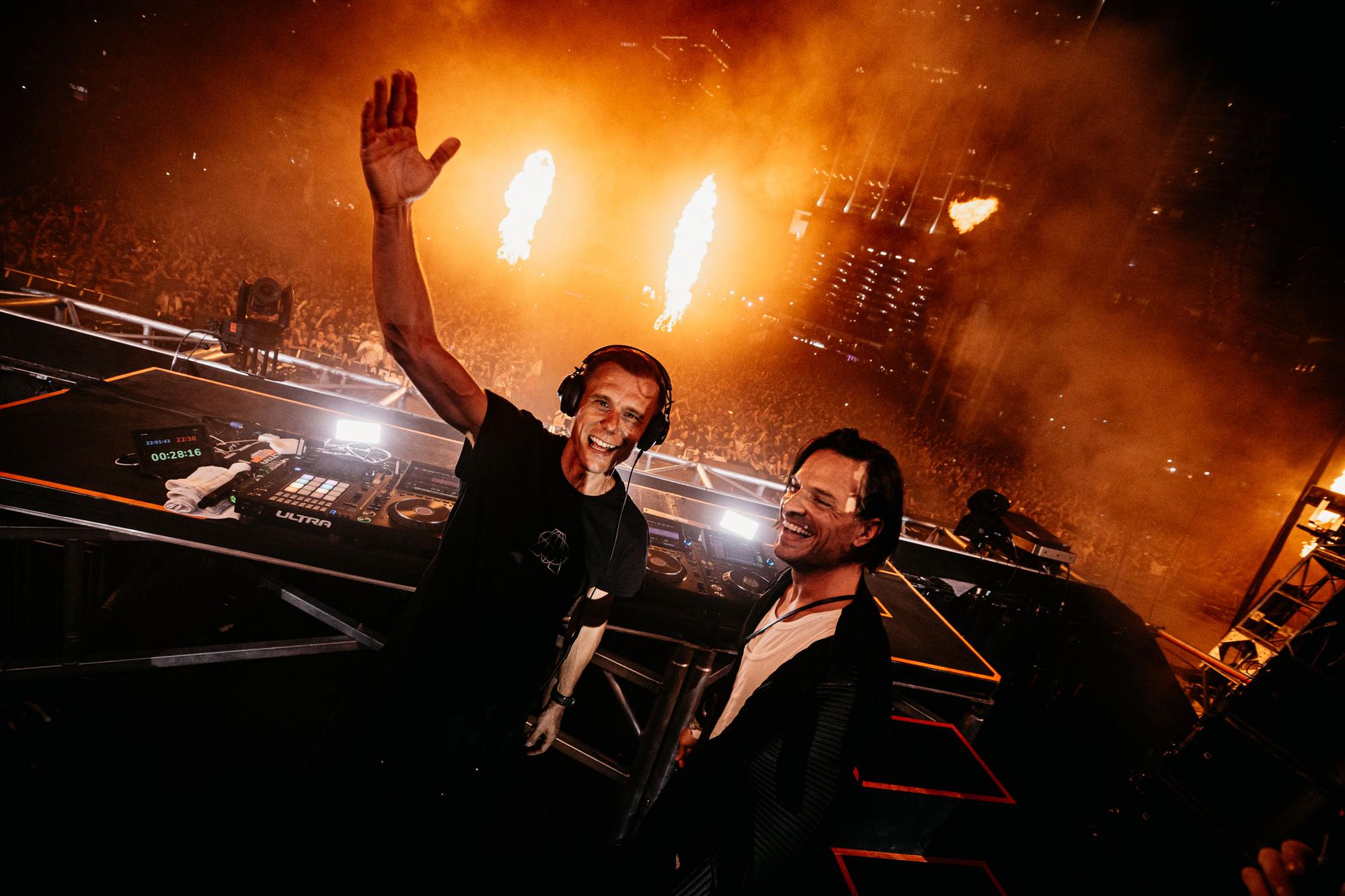 Armin van Buuren und ARGY veröffentlichen emotionalen Club-Track Like A Child
