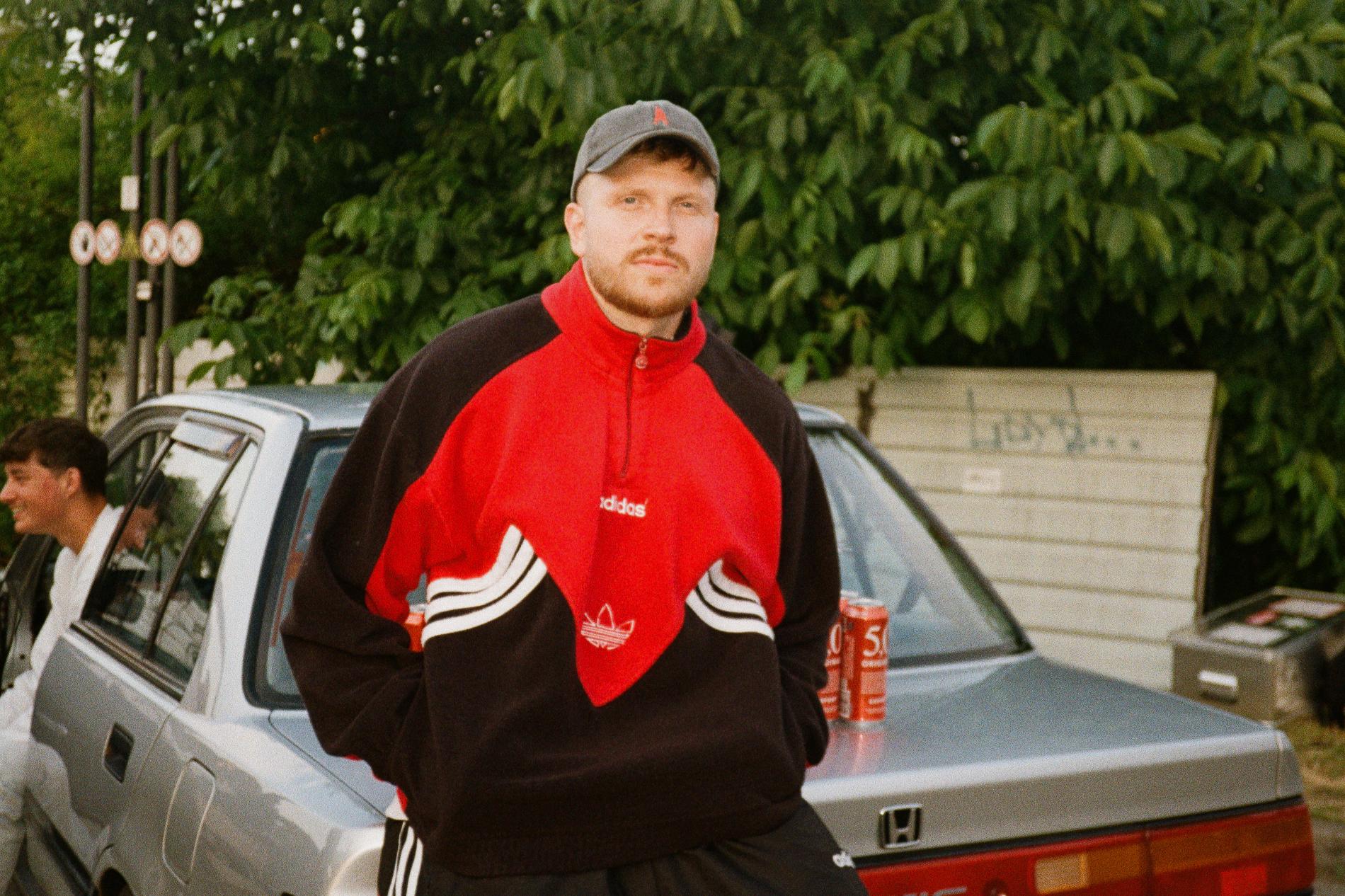 FINCH verbindet Rap, Hardtekk und Pop mit Live-Energie