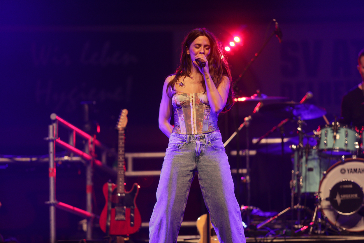 Vanessa Mai auf den Sixdays in Bremen - Matrix ihr neues Album