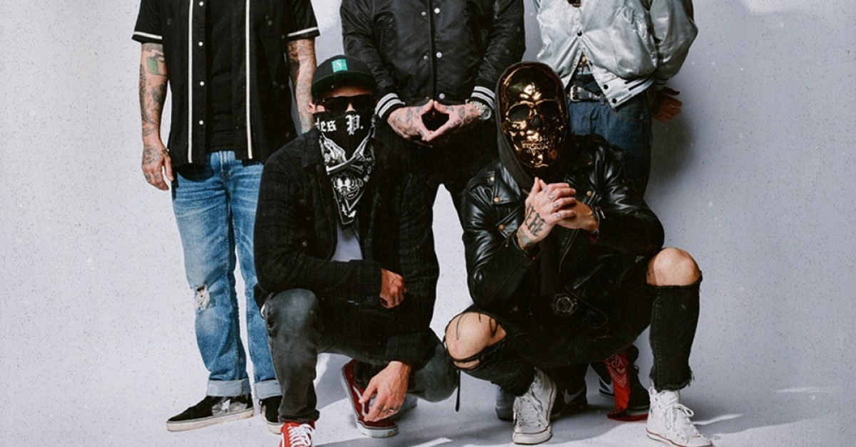 HOLLYWOOD UNDEAD