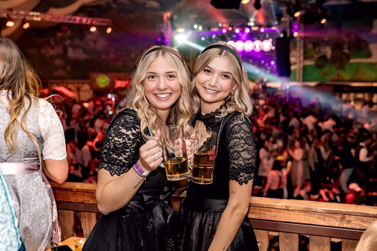 Bayernzelt 251030 1 018e9