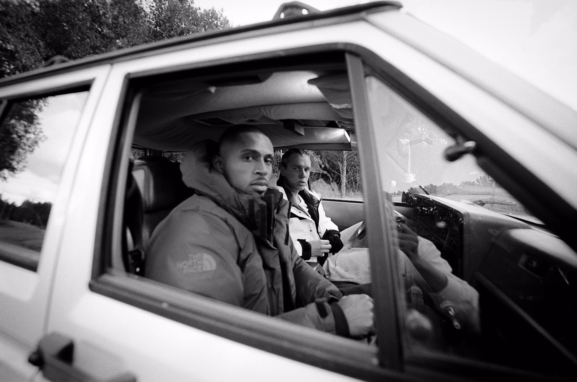 $OHO BANI und Ansu präsentieren ehrlichen emotionalen Deutschrap