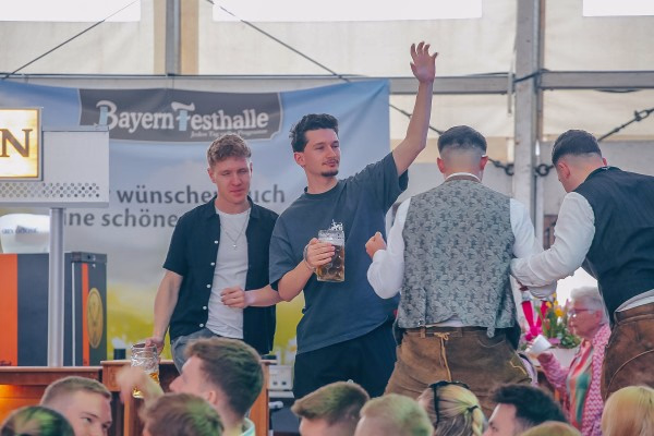 bayernzelt bayernzelt