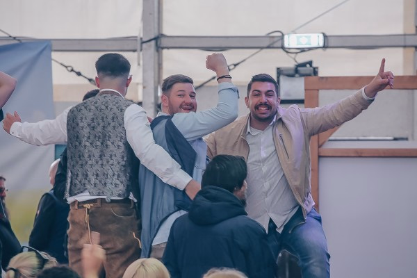 bayernzelt bayernzelt